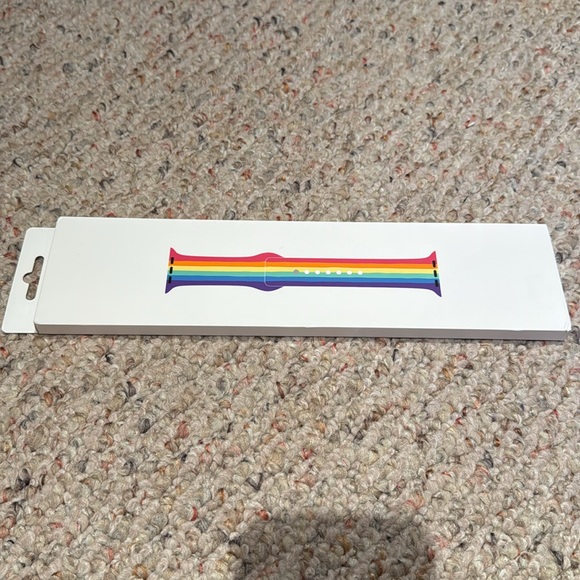 44MM Pride Edition Sport Band - Picture 3 of 3